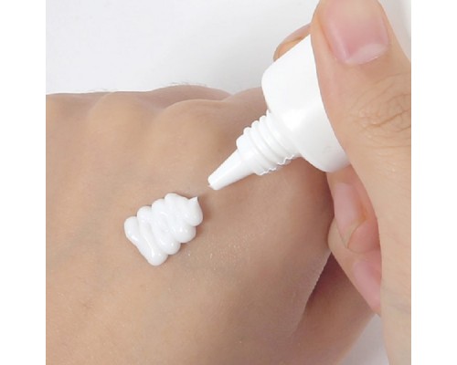 Crema contorno occhi illuminante alla vitamina C Coxir