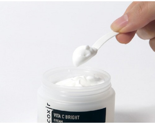 Crema viso illuminante alla vitamina C Coxir