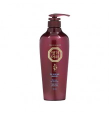 Shampoo per il rinnovamento del cuoio capelluto grasso Daeng Gi Meo Ri