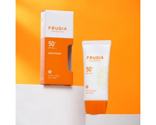 Crema solare illuminante Tone Up Base SPF50+ PA+++ Frudia
