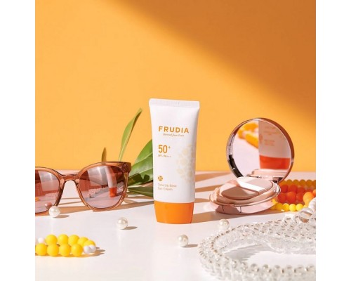 Crema solare illuminante Tone Up Base SPF50+ PA+++ Frudia