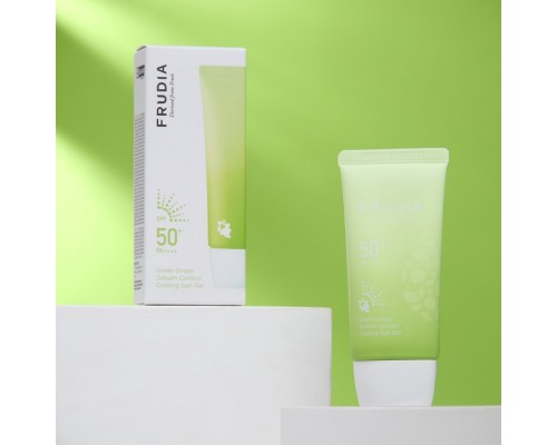 Gel solare rinfrescante SPF50+ PA++++ sebo-regolatore all'uva bianca Frudia