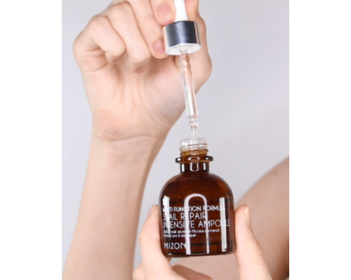 Ampoule alla bava di lumaca per riparazione intensiva Mizon