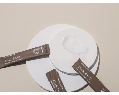Peeling scrub alla bava di lumaca Mizon