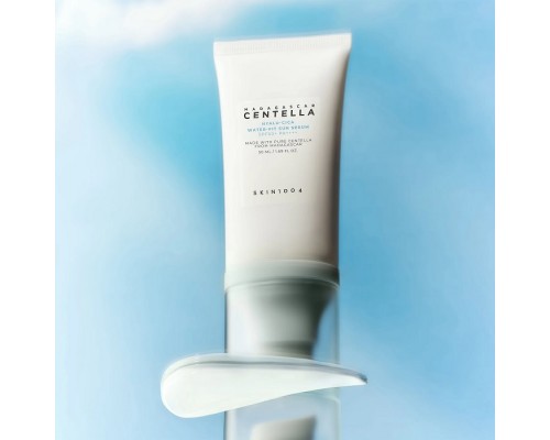 Siero solare all'acido ialuronico e centella asiatica SPF50+ PA++++ 50 ml Skin1004