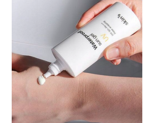 Gel solare resistente all'acqua SPF50 + PA +++ Skin79 